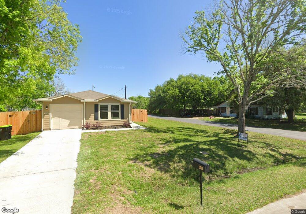 2721 Avenue B, Bay City, TX 77414 - photo 1