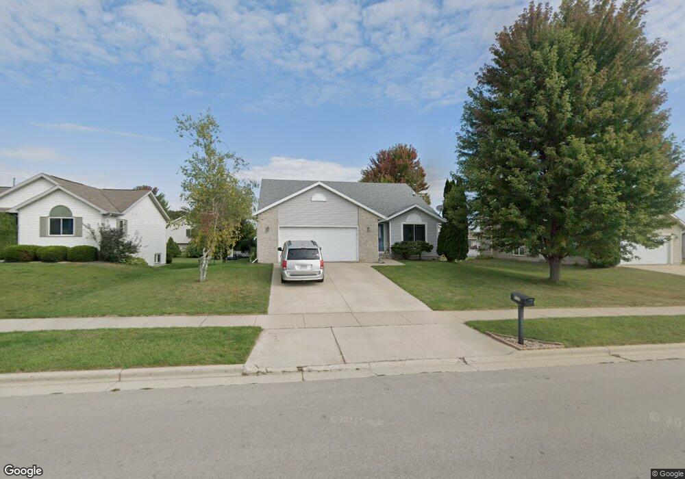 1137 Lincoln Rd, Oregon, WI 53575 - photo 1