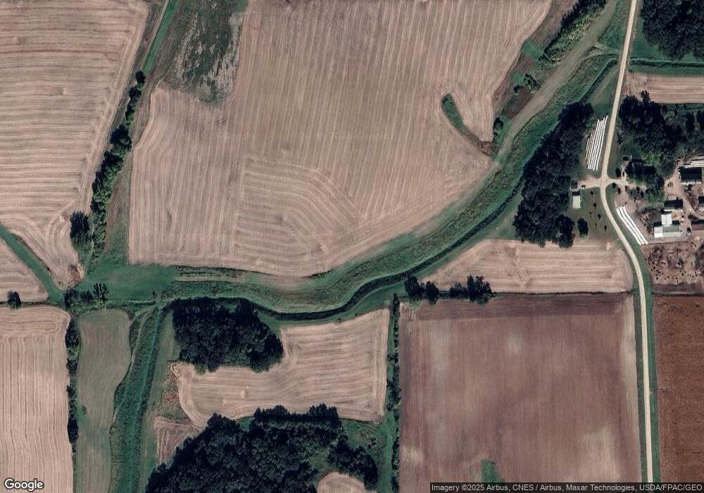 19766 710th Ave, Albert Lea, MN 56007 - photo 1