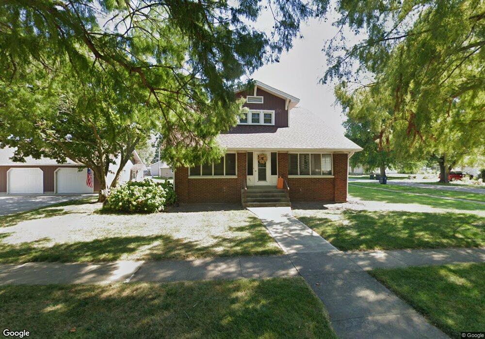 801 N Main St, Tuscola, IL 61953 - photo 1