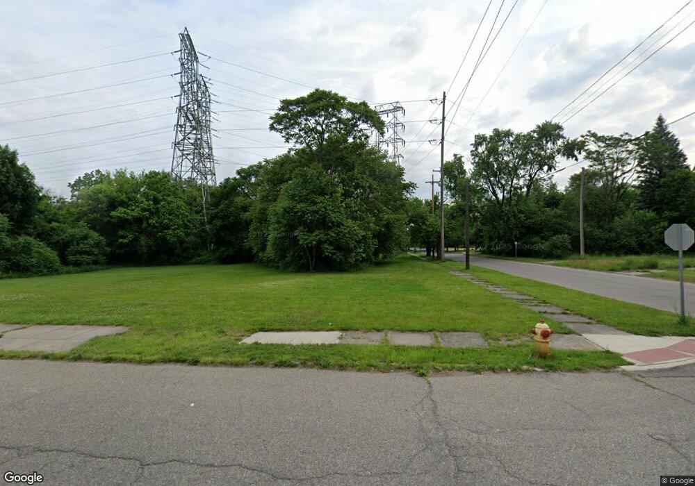 1553 Delaware Ave, Flint, MI 48506 - photo 1