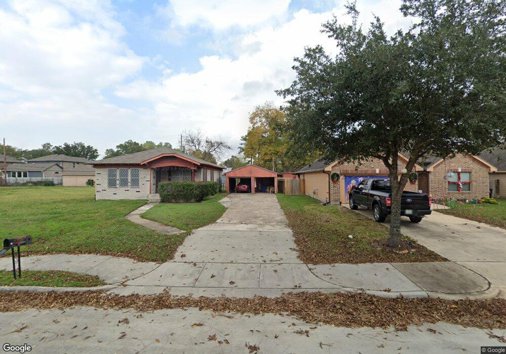 2906 Carmel Ave, Houston, TX 77091 - photo 1