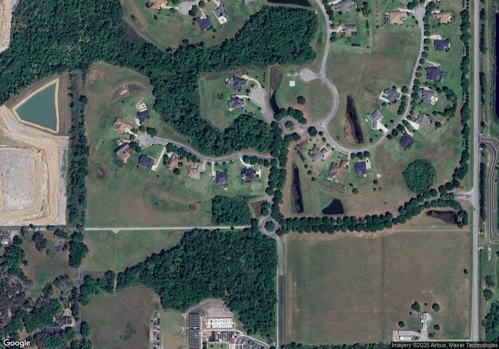 34208 Triple Crown Ct, Dade City, FL 33525 - photo 1