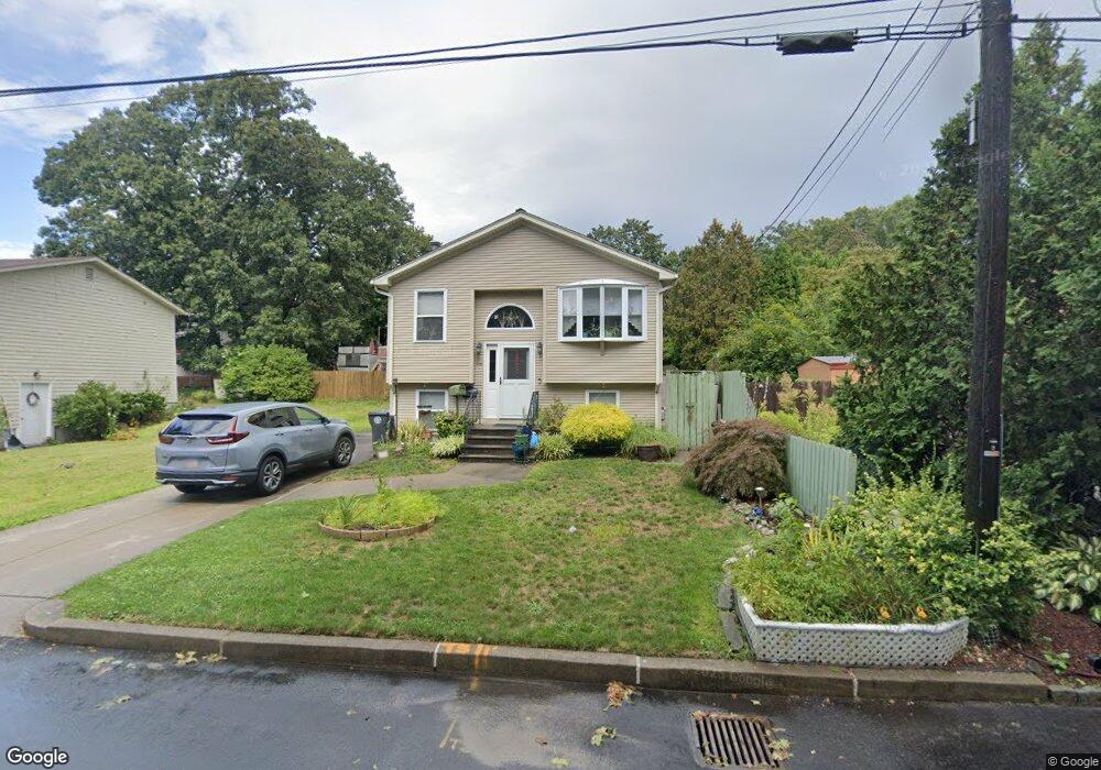 35 Rawlinson Ave, Cranston, RI 02920 - photo 1