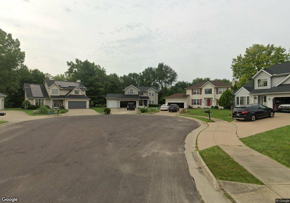 5500 N Deerfield Ct, Peoria, IL 61615 - photo 1