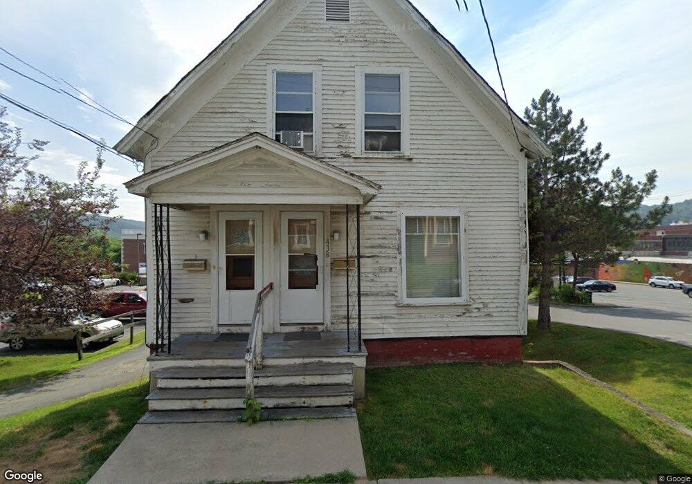438 Pearl St, Saint Johnsbury, VT 05819 - photo 1