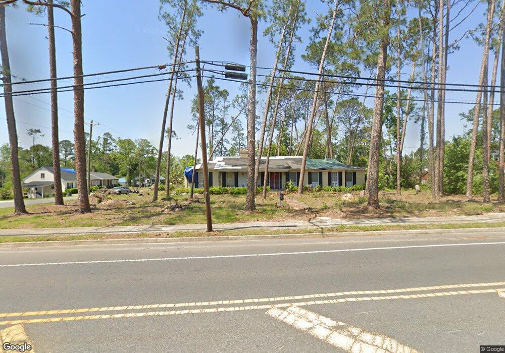 801 Gaskin Ave N, Douglas, GA 31533 - photo 1