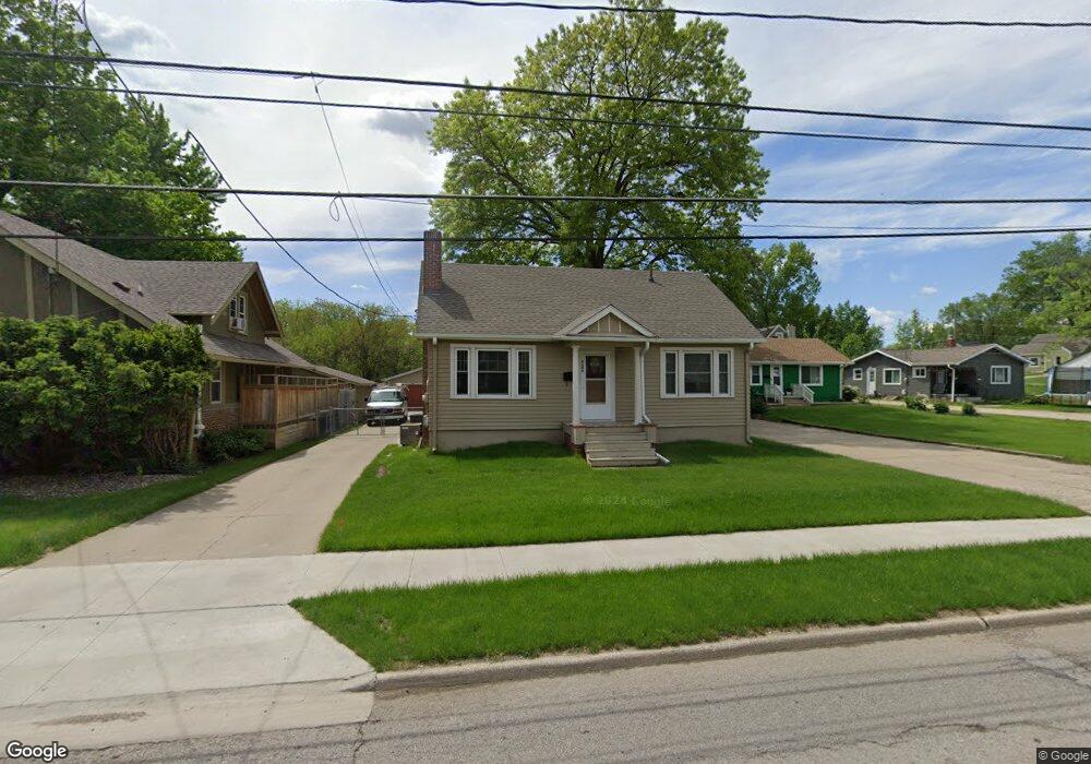 4506 Hickman Rd, Des Moines, IA 50310 - photo 1