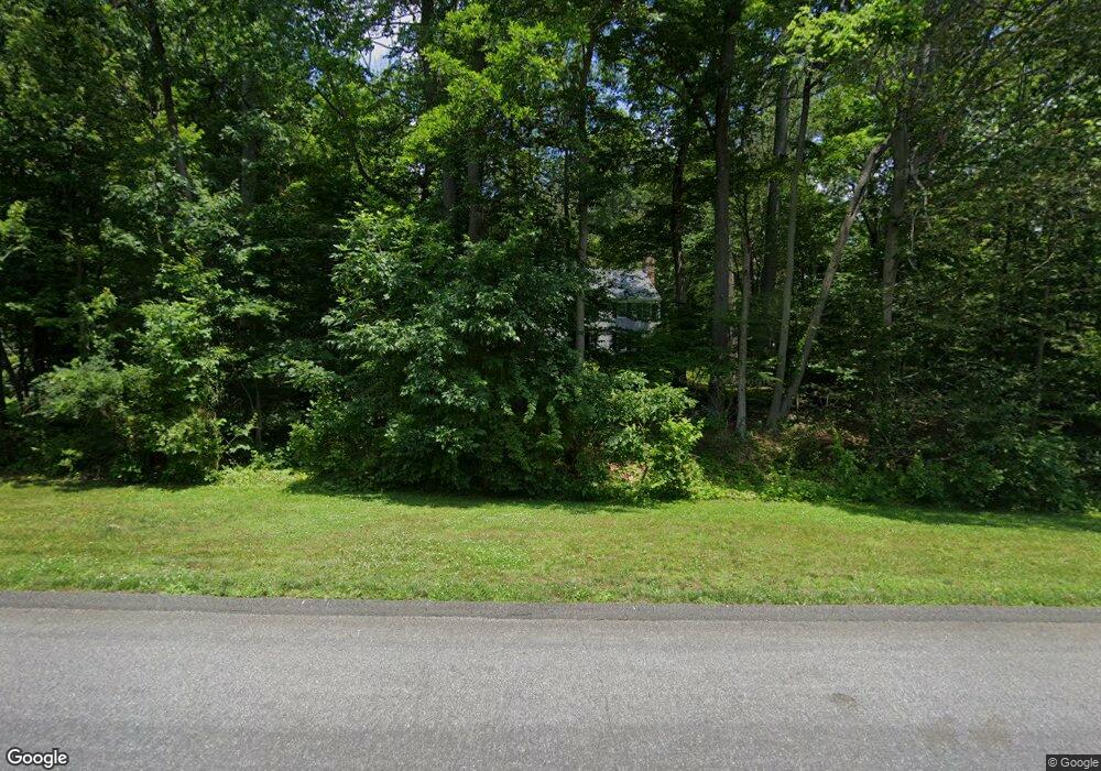 196 Skyview Ln, New Canaan, CT 06840 - photo 1