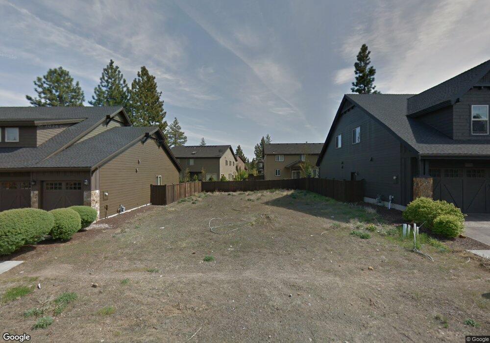 19687 Hollygrape St, Bend, OR 97702 - photo 1