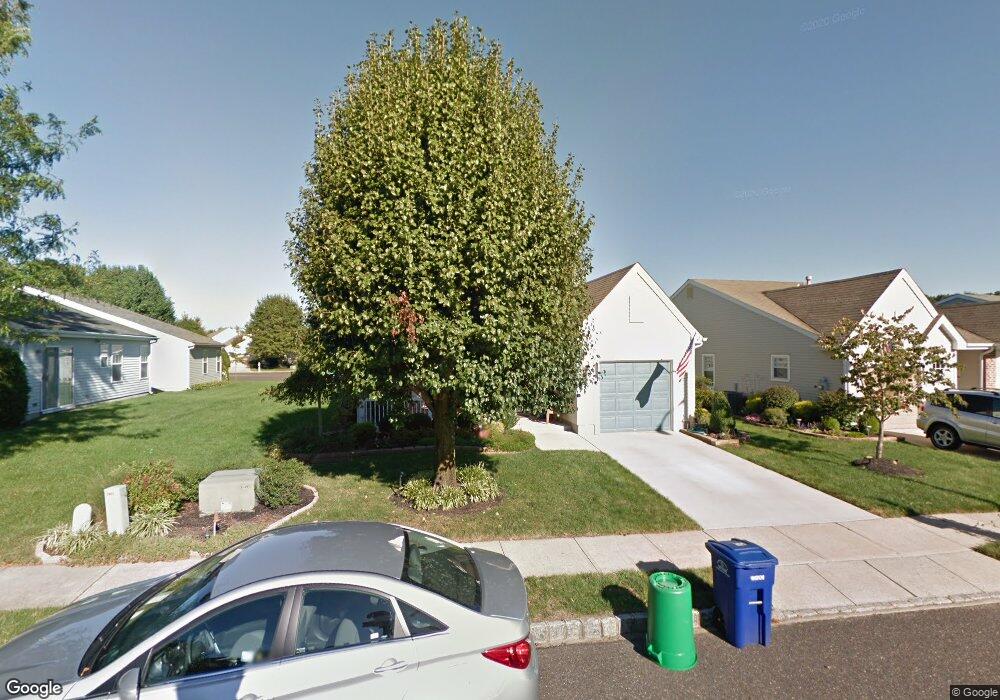 908 Larkspur Place S, Mount Laurel, NJ 08054 - photo 1