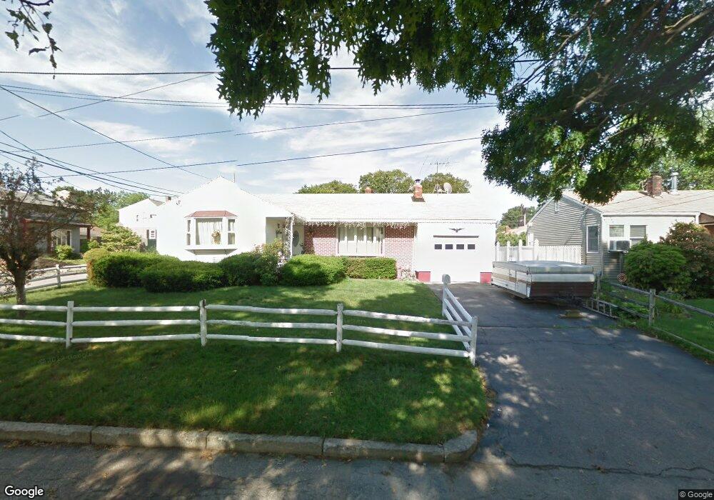 105 Fiume St, Pawtucket, RI 02860 - photo 1