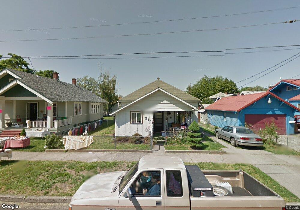 211 SW 8th St, Pendleton, OR 97801 - photo 1