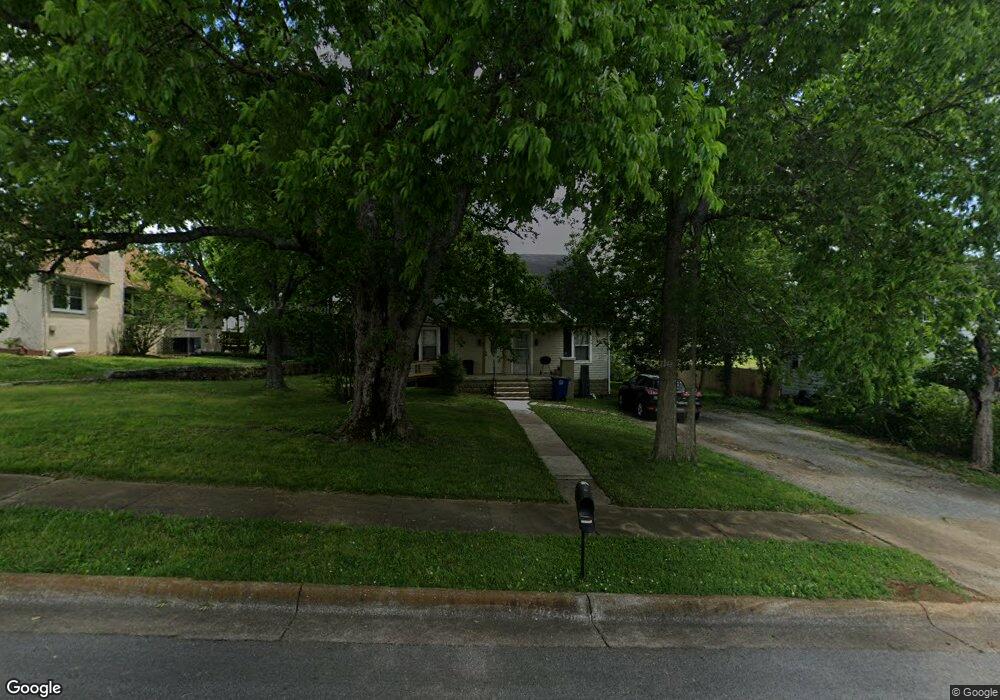 321 S Brittain St, Shelbyville, TN 37160 - photo 1