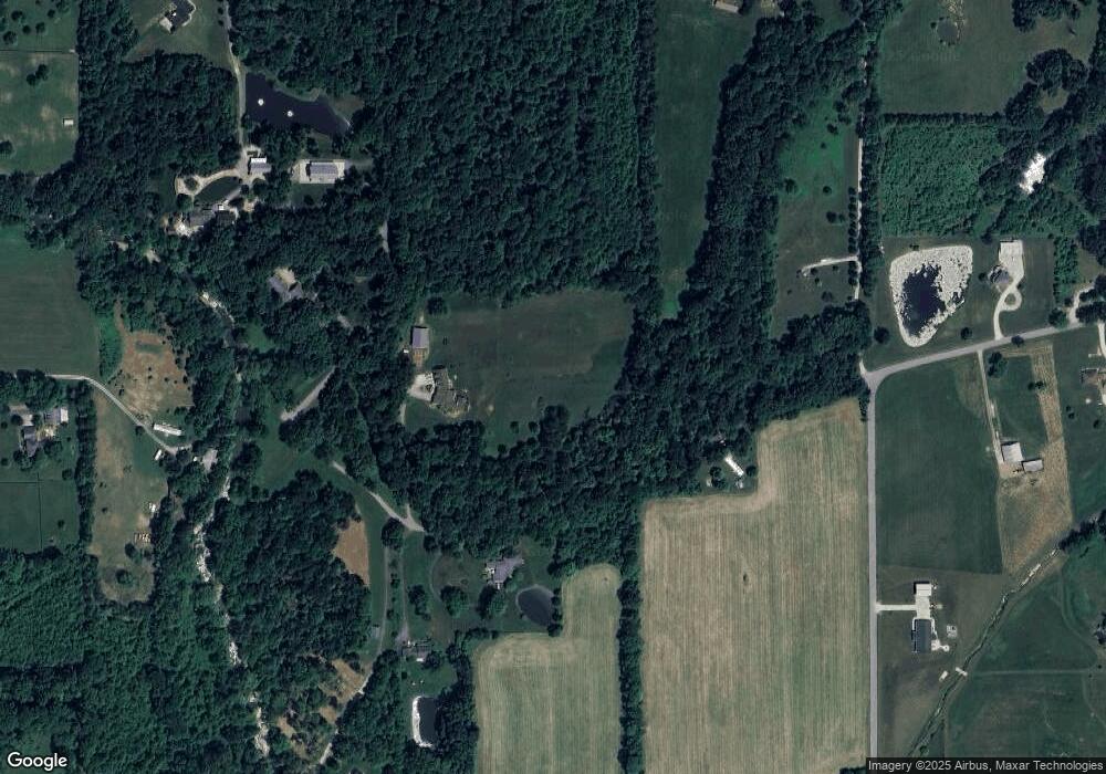 6220 Sarles Creek Rd, Floyds Knobs, IN 47119 - photo 1