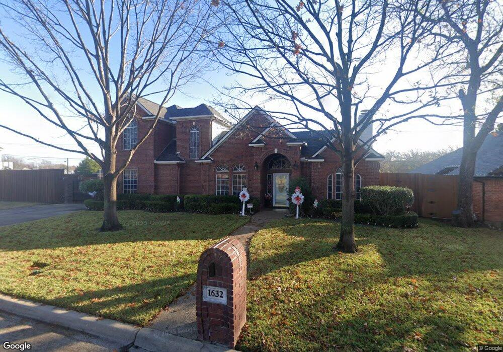 1632 Green Tree Dr, Hurst, TX 76054 - photo 1