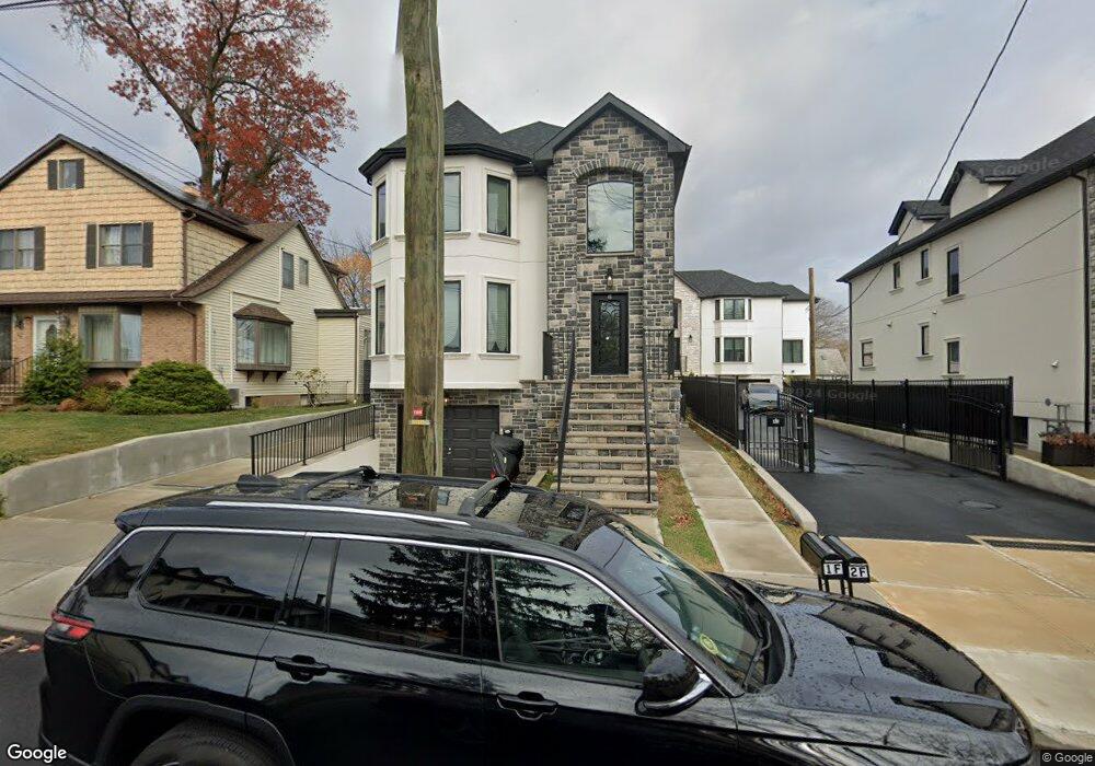 45 Ridgecrest Ave unit B, Staten Island, NY 10312 - photo 1