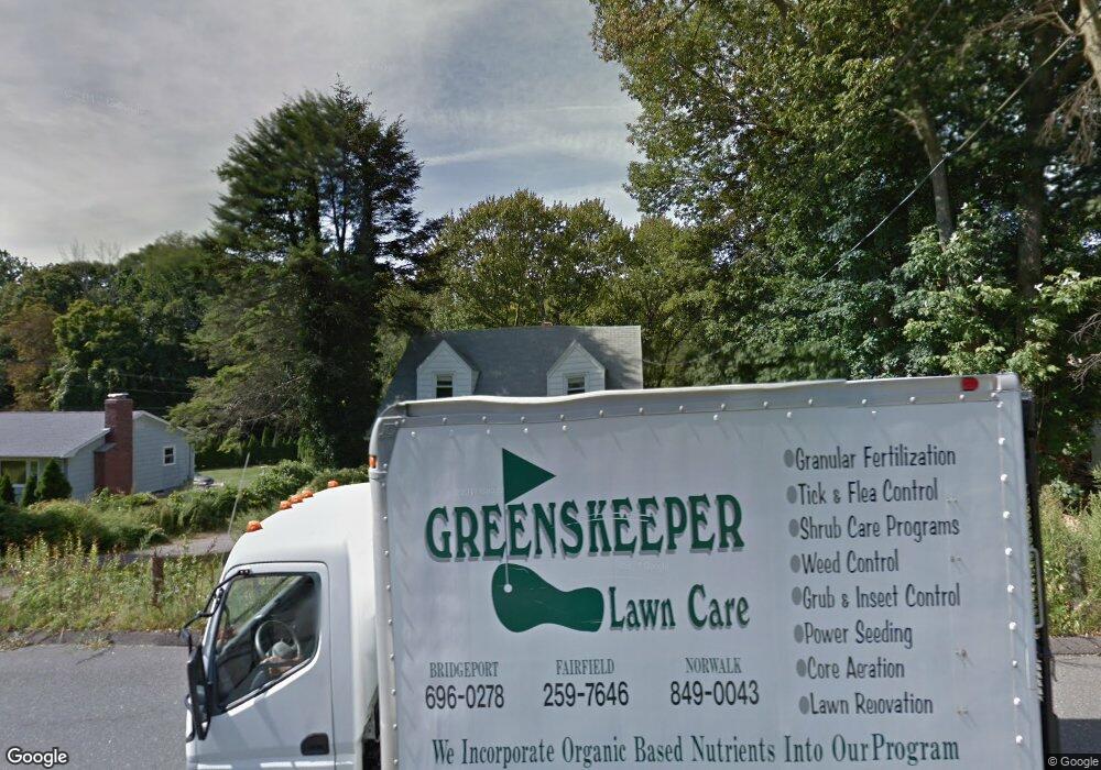 300 Unity Rd, Trumbull, CT 06611 - photo 1