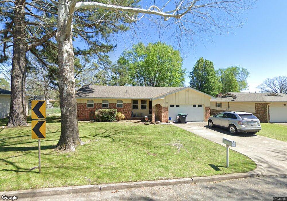 1001 Lamer Ave, Tahlequah, OK 74464 - photo 1