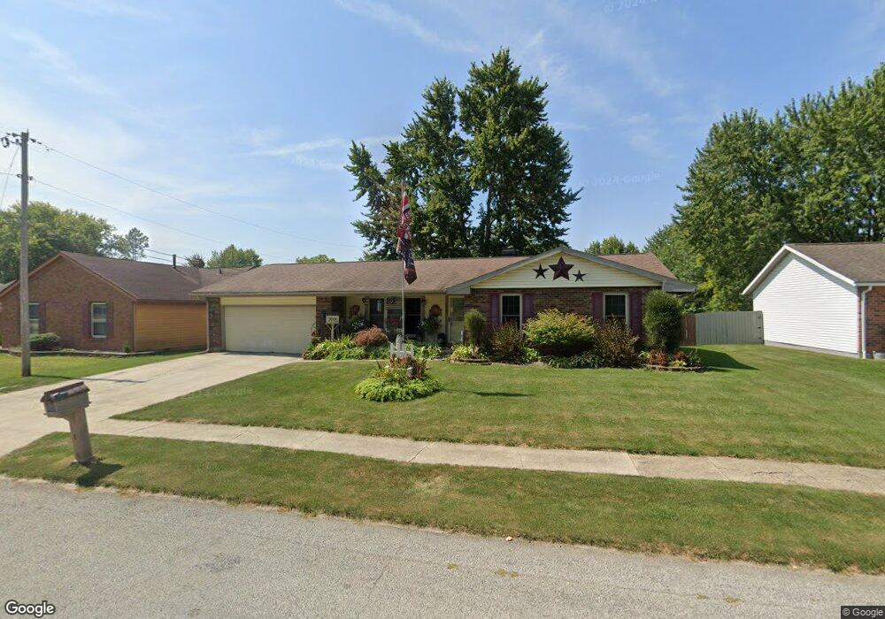 572 Yale Ave, Lima, OH 45804 - photo 1