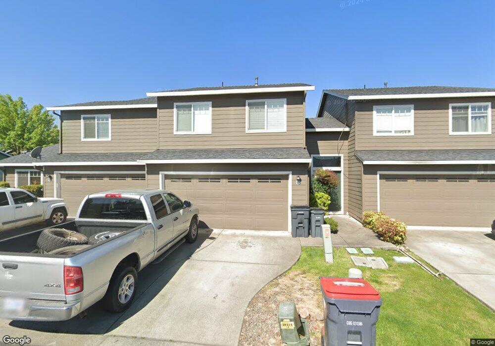 305 Live Oak Loop, Central Point, OR 97502 - photo 1