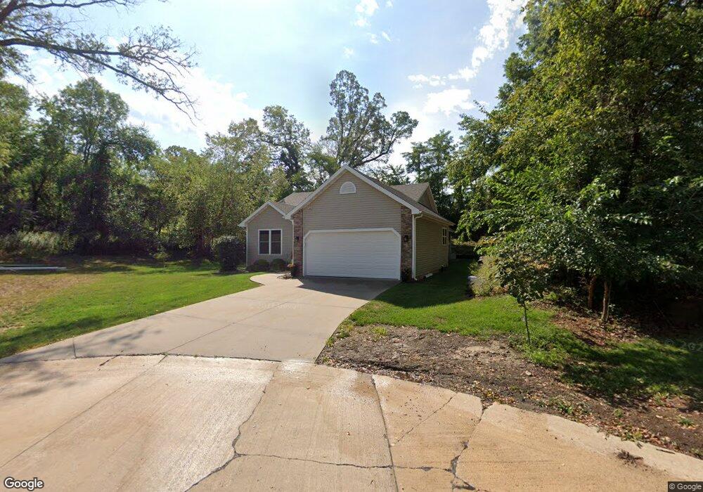 1310 Forest Glen Ct SE unit 1310, Cedar Rapids, IA 52403 - photo 1