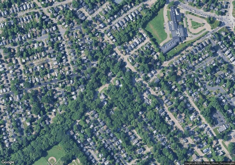 18 Manning Ln, Milton, MA 02186 - photo 1