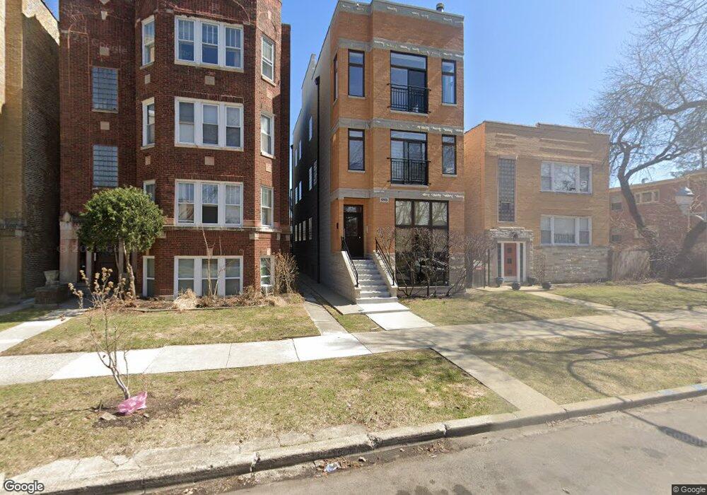6113 N Richmond St unit 2, Chicago, IL 60659 - photo 1