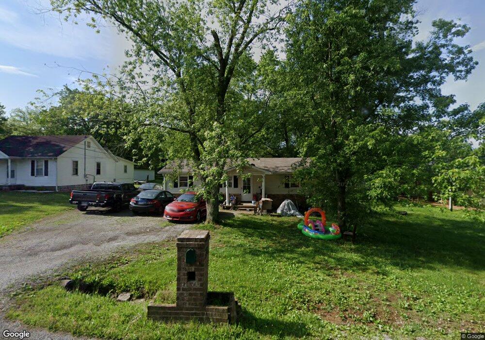 213 Juniper St, Shelbyville, TN 37160 - photo 1