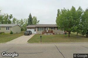 605 14th St NW, Devils Lake, ND 58301