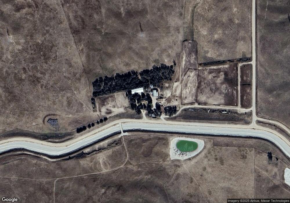 8100 S Wagon Trail Rd, North Platte, NE 69101 - photo 1