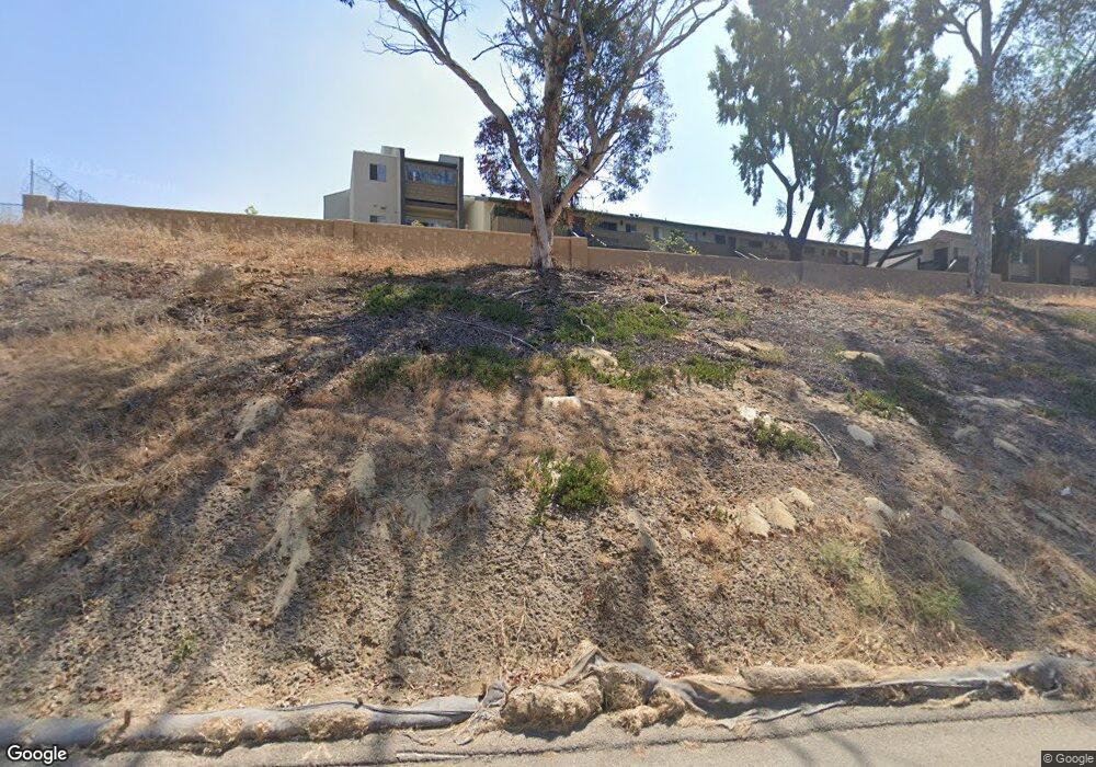 1050 Chinquapin Ave unit 60, Carlsbad, CA 92008 - photo 1