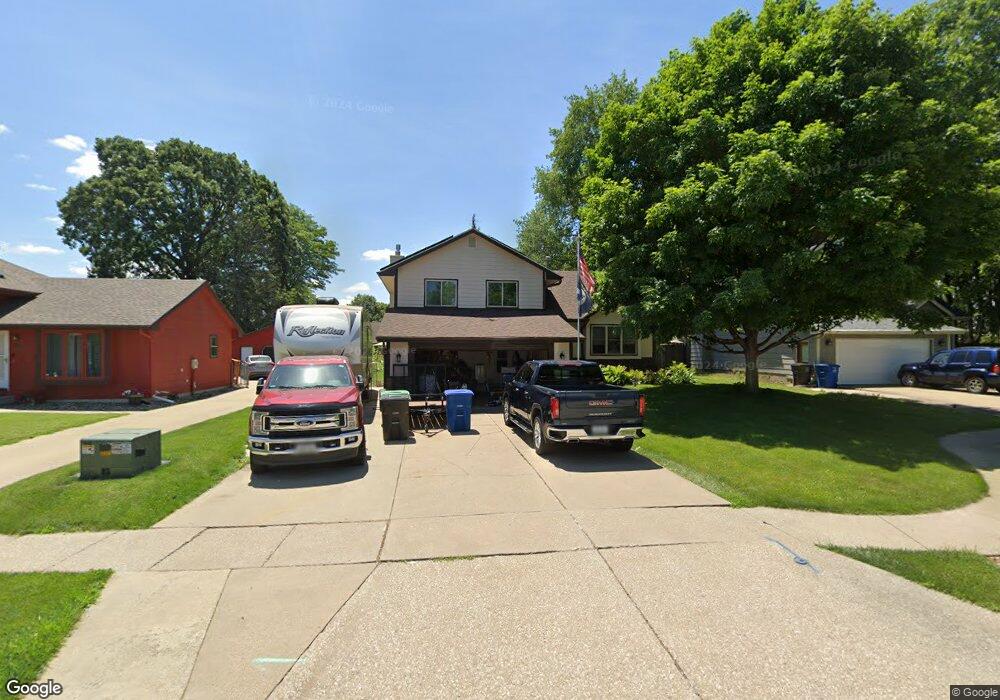 1919 Thornton Ct, Des Moines, IA 50320 - photo 1