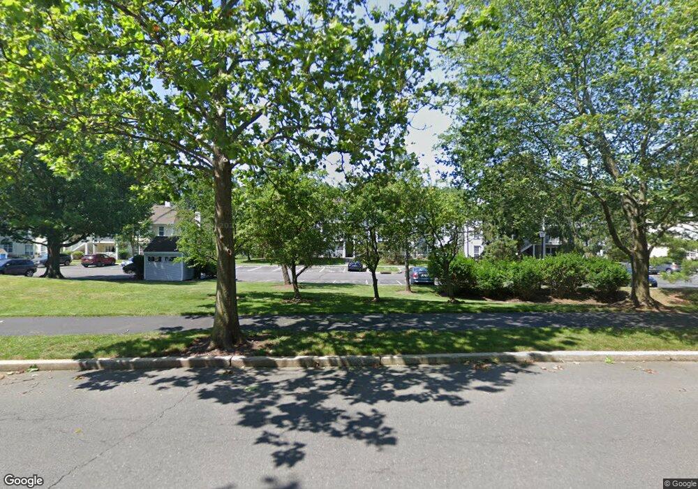 67 Rachel Ct unit 67 Rachel, Franklin Park, NJ 08823 - photo 1