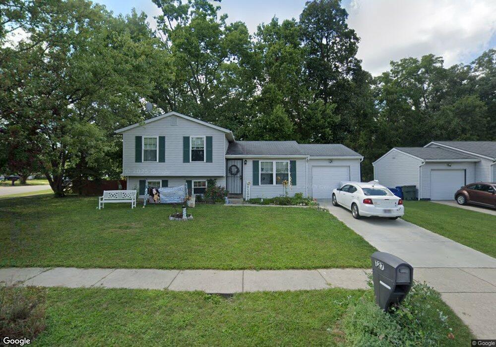 727 Cherryhaven Dr, Columbus, OH 43228 - photo 1
