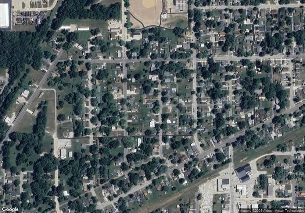 1503 Dallas St, Auburn, IN 46706 - photo 1