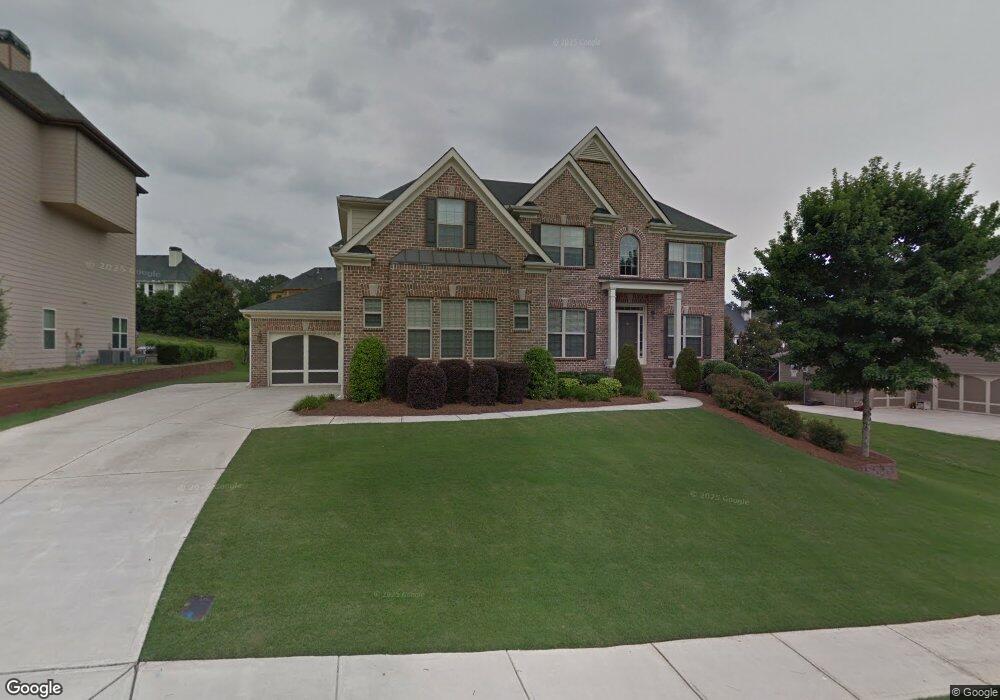 3853 Thompson Lake Dr, Buford, GA 30519 - photo 1