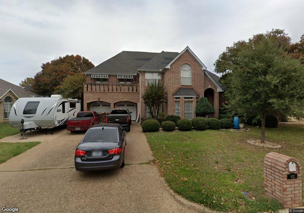812 Tradonna Ln, Hurst, TX 76054 - photo 1