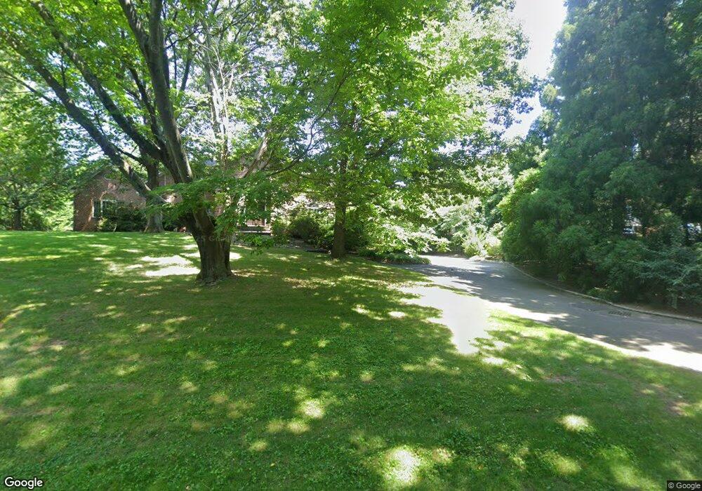 127 W Creek Farms Rd, Port Washington, NY 11050 - photo 1