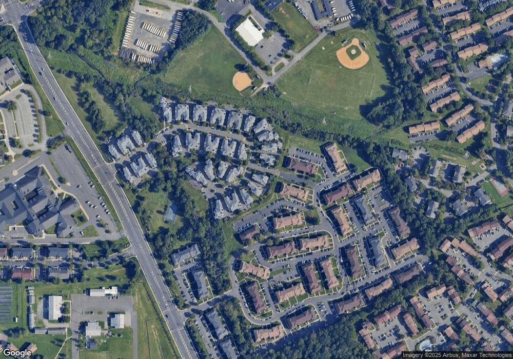 1402 Sabrina Ln unit The C, Piscataway, NJ 08854 - photo 1