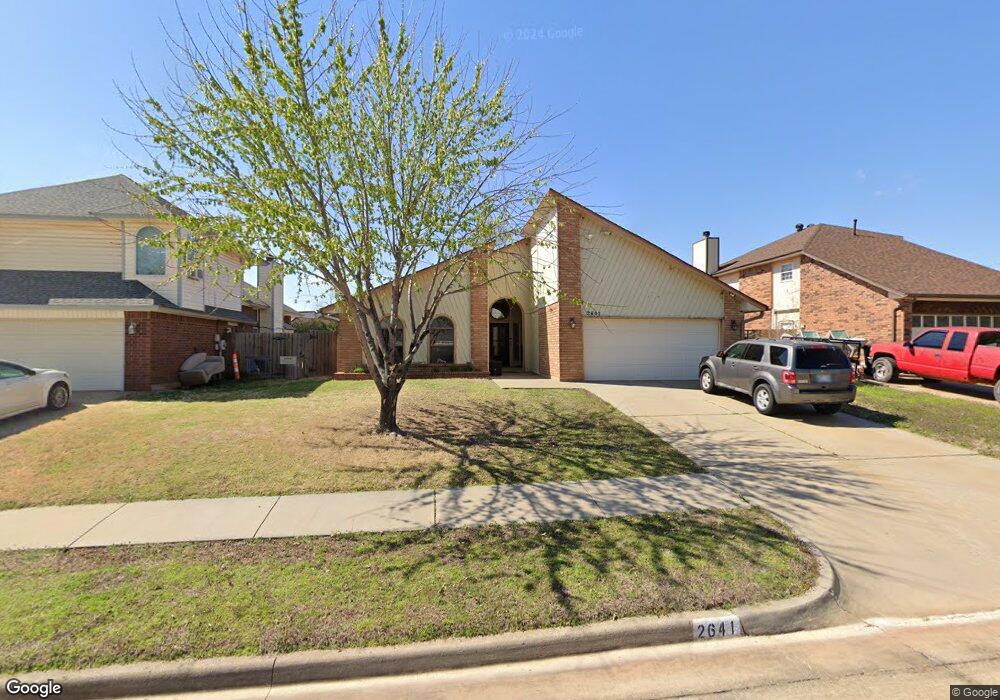 2641 Amy Ct, Moore, OK 73160 - photo 1
