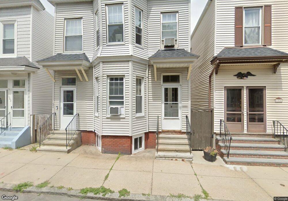 684 1/2 E 7th St, Boston, MA 02127 - photo 1