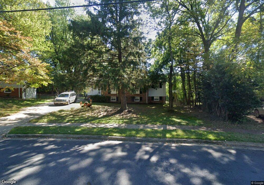 8315 Carnegie Dr, Vienna, VA 22180 - photo 1