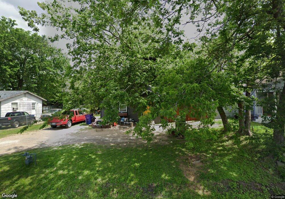 313 E Freeman St, Ennis, TX 75119 - photo 1