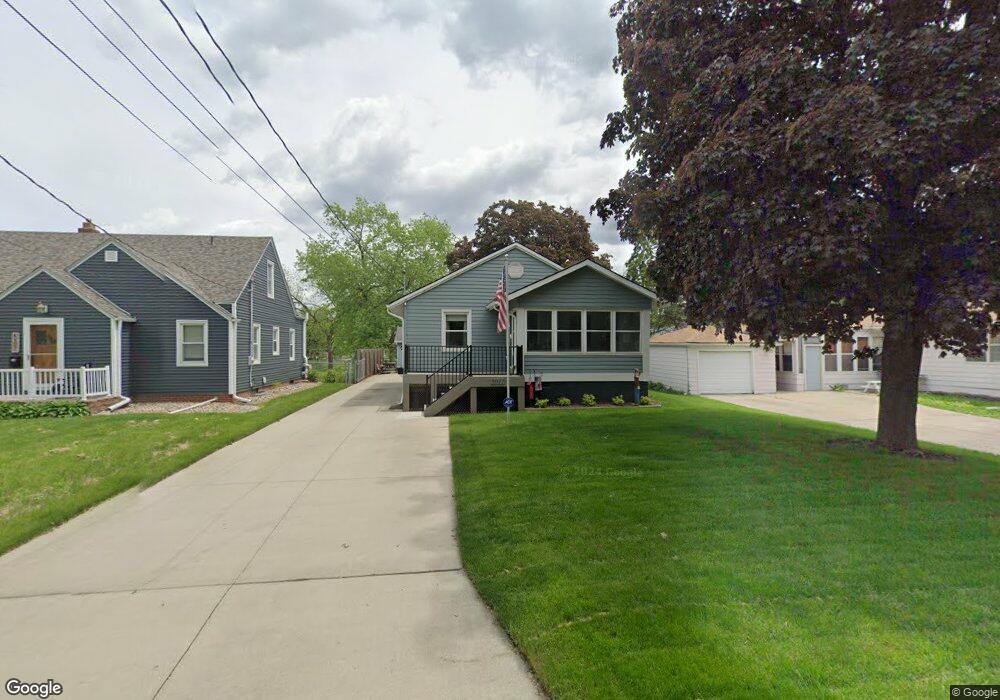 3011 50th St, Des Moines, IA 50310 - photo 1