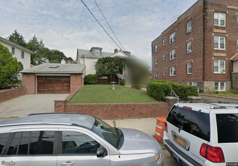 16 King Ave, Yonkers, NY 10704 - photo 1