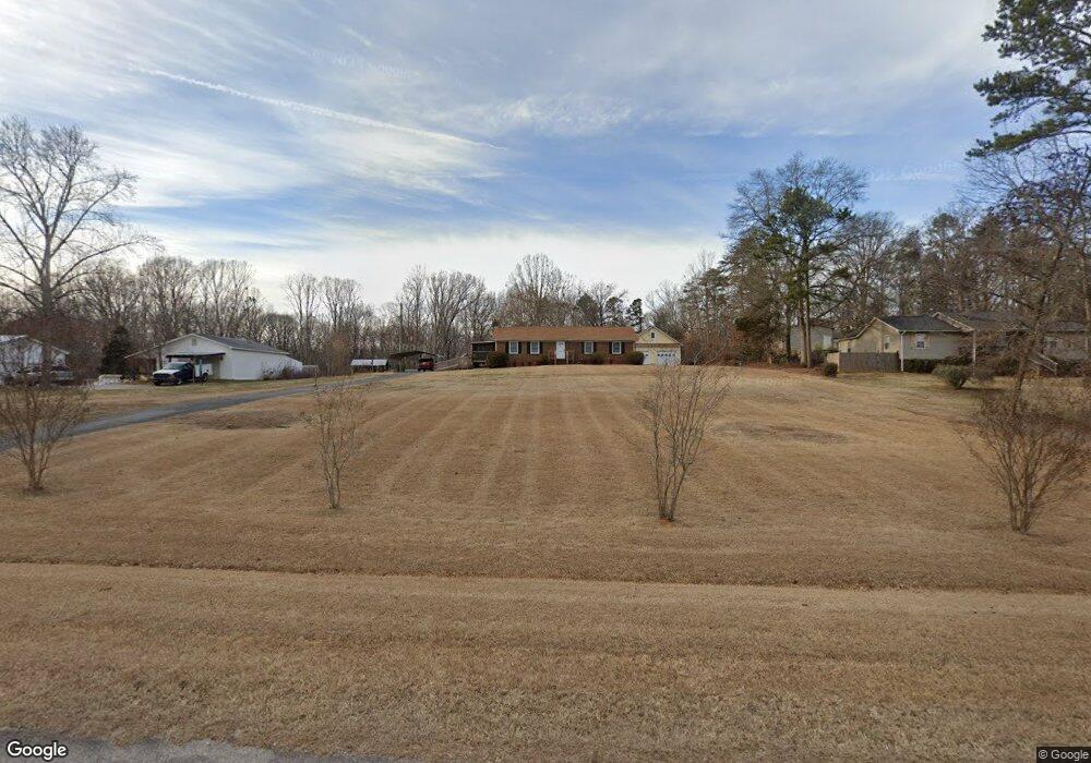 1950 Davis Cir, Clover, SC 29710 - photo 1