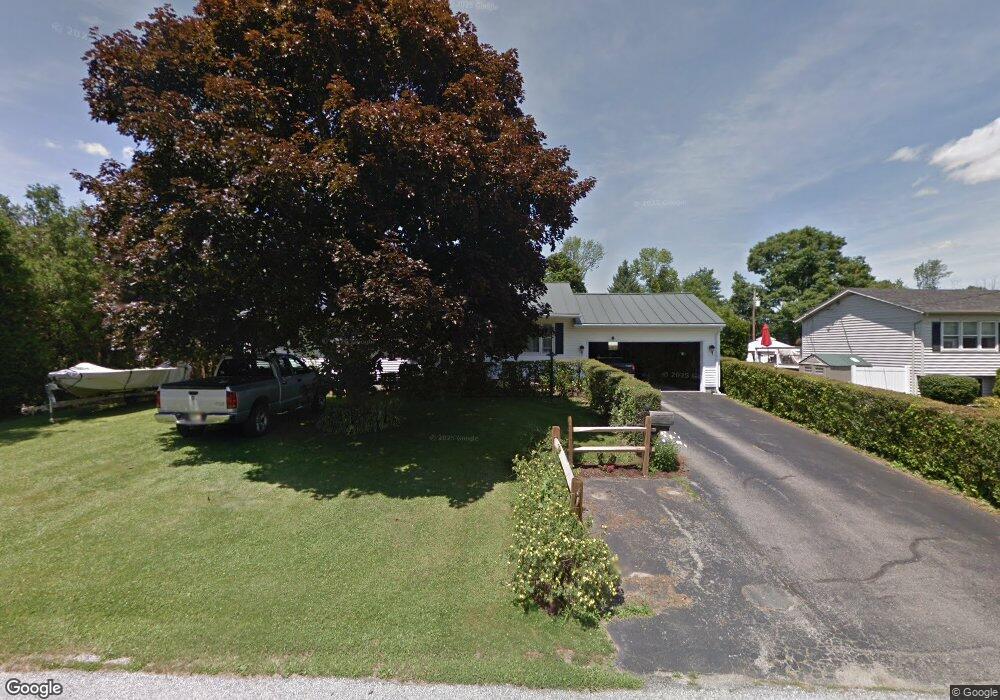 25 Hillcrest Rd, Rutland, VT 05701 - photo 1