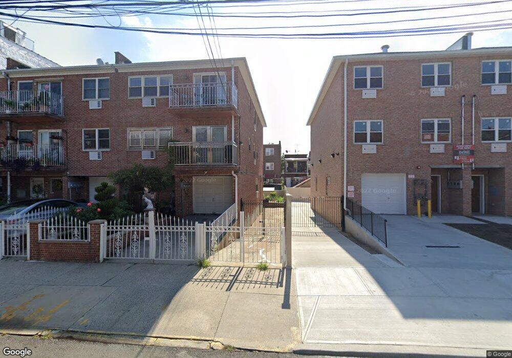 2553 44th St, Long Island City, NY 11103 - photo 1