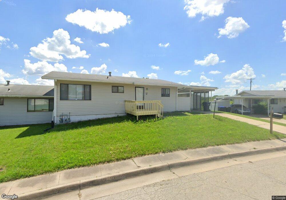 7246 SW Woodcroft Way, Topeka, KS 66619 - photo 1